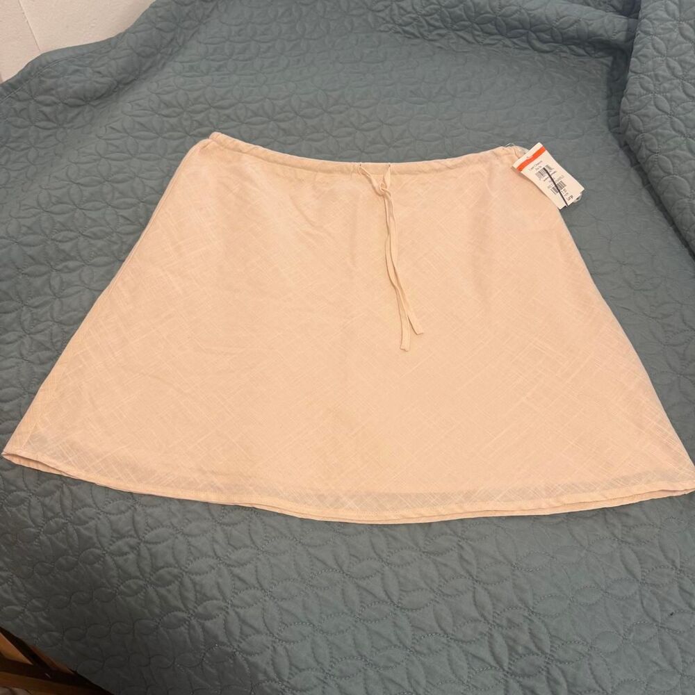 Petal-pup Women's Cream and Tan Skirt